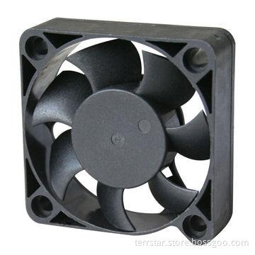 DC Fan with 5, 12 and 24V Voltage, Measures 50 x 50 x 15mm, Available in PWM/FG Functions
